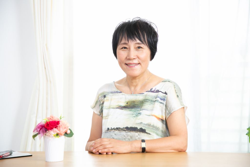 花咲あけみコーチ